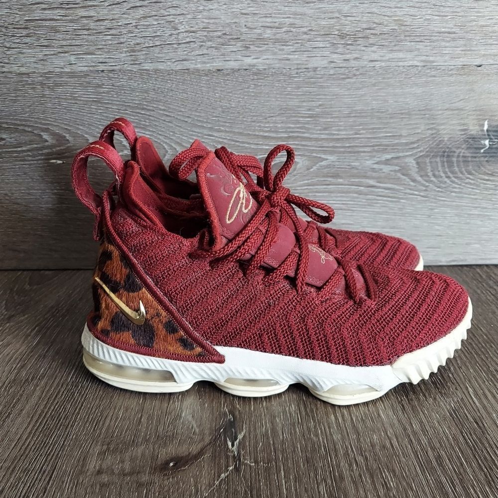 Nike LeBron 16 GS 'King' AQ2465-601